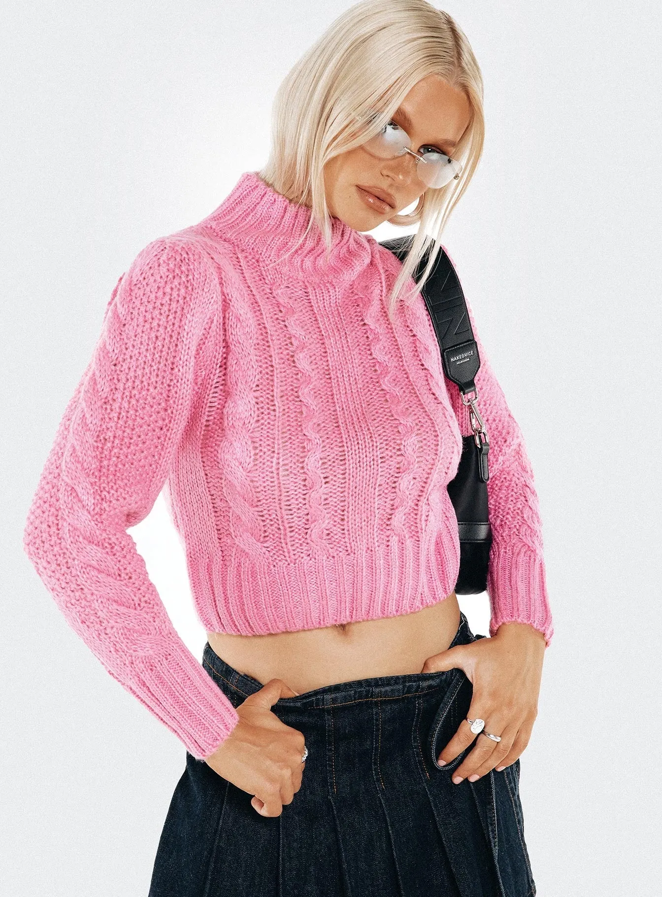 Degi Cropped Cable Sweater Pink