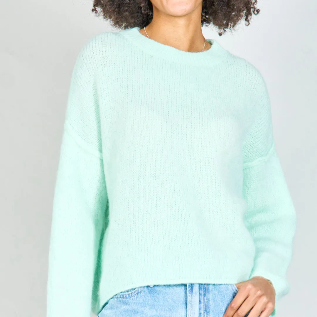 Oversized knit sweater with crew neckline wholesale