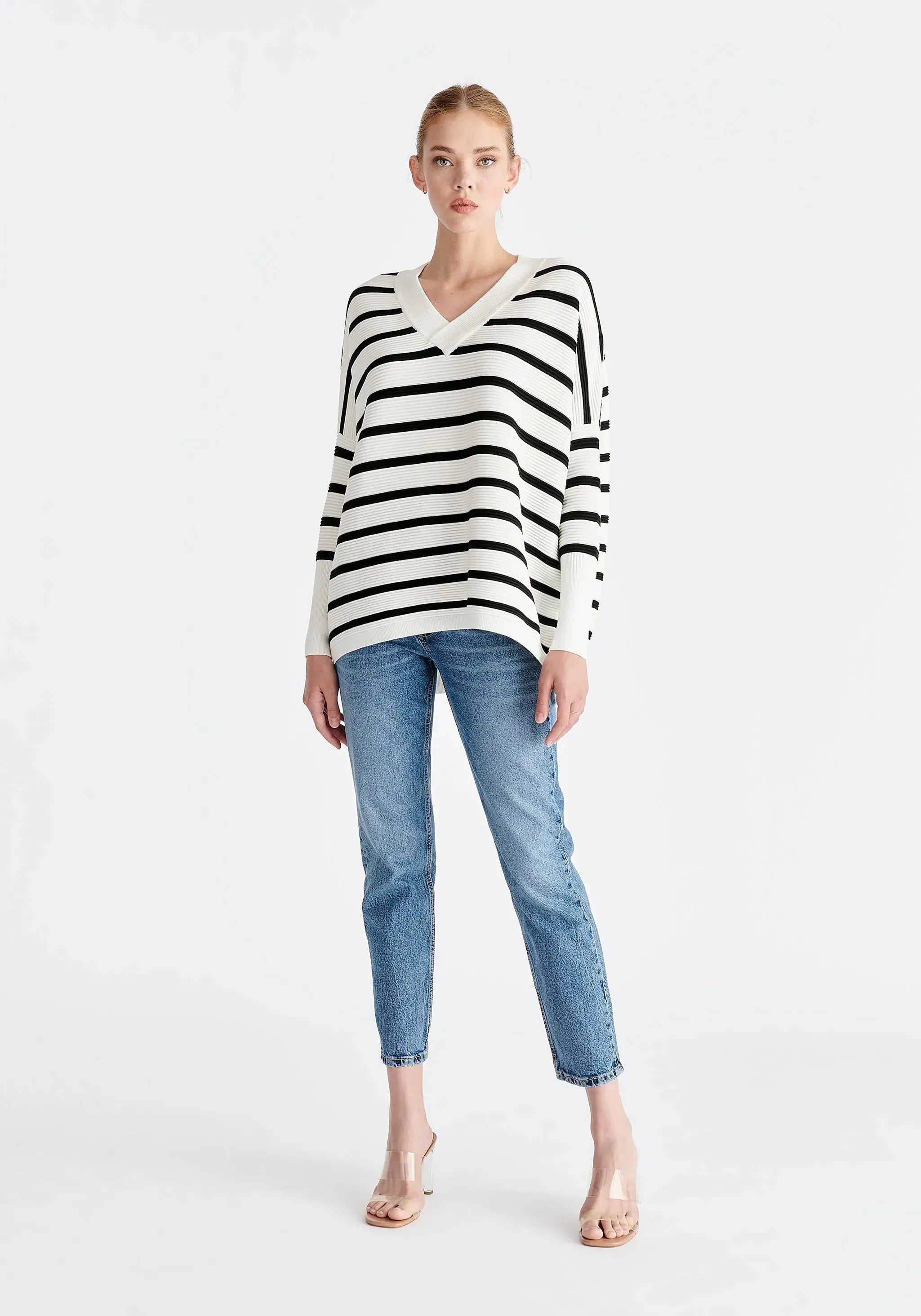 White and Black V-Neck Ribbed Jumper